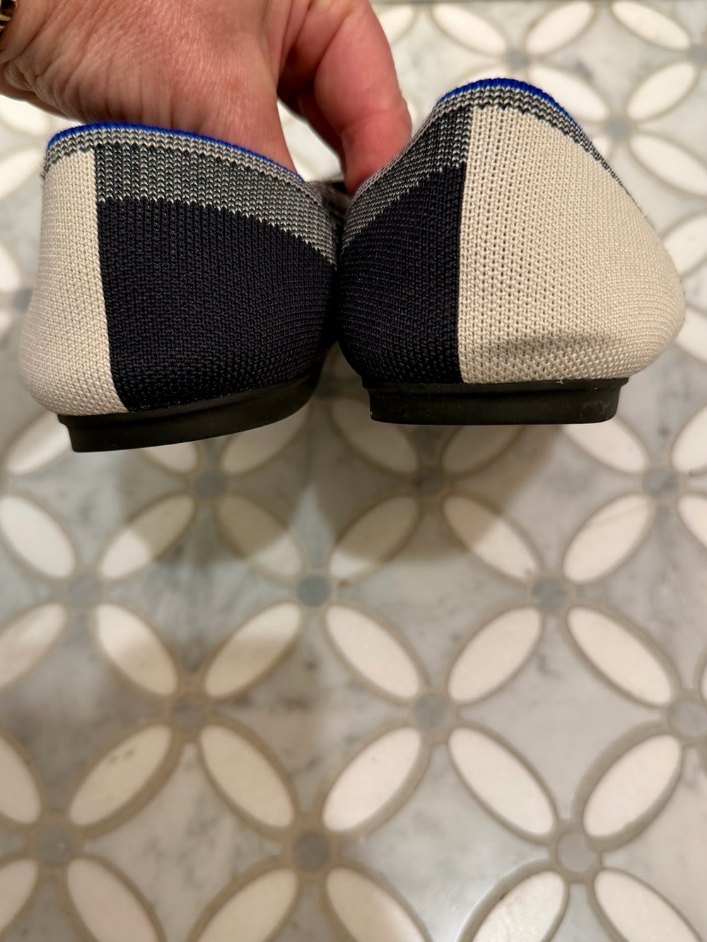 Rothy’s The Flat Cap-Toe in Black & White Plaid Geometric Round Toe Ballet Sz 12 - Picture 6 of 11